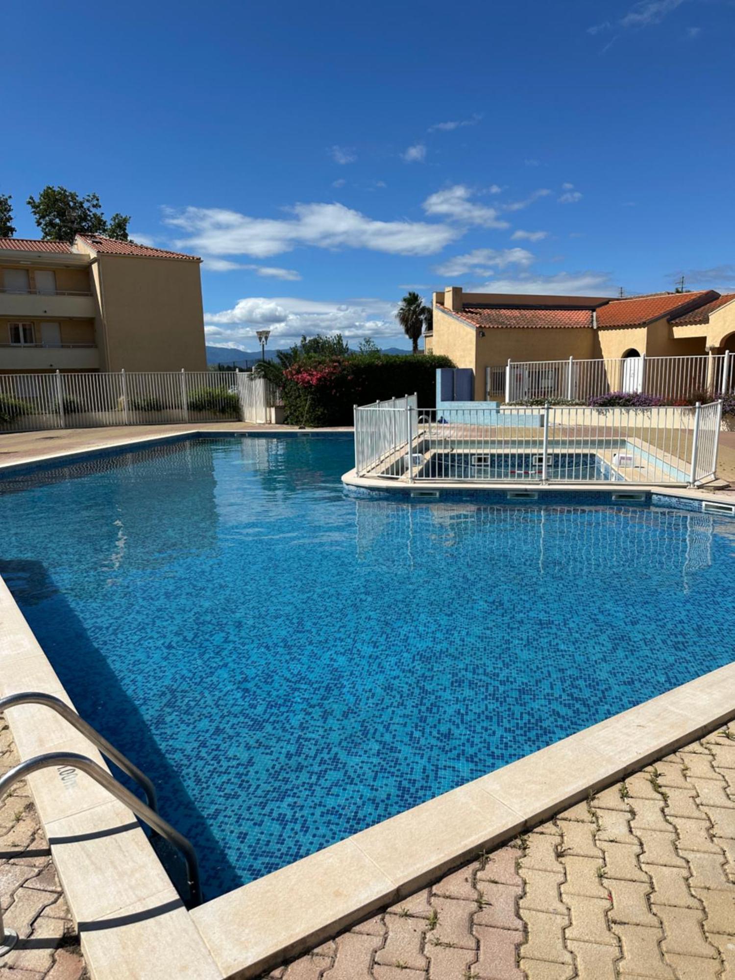 T2 Rdc à En Roussillon Europa 5 Pers ,clim, Piscine, Tennis, Parking *