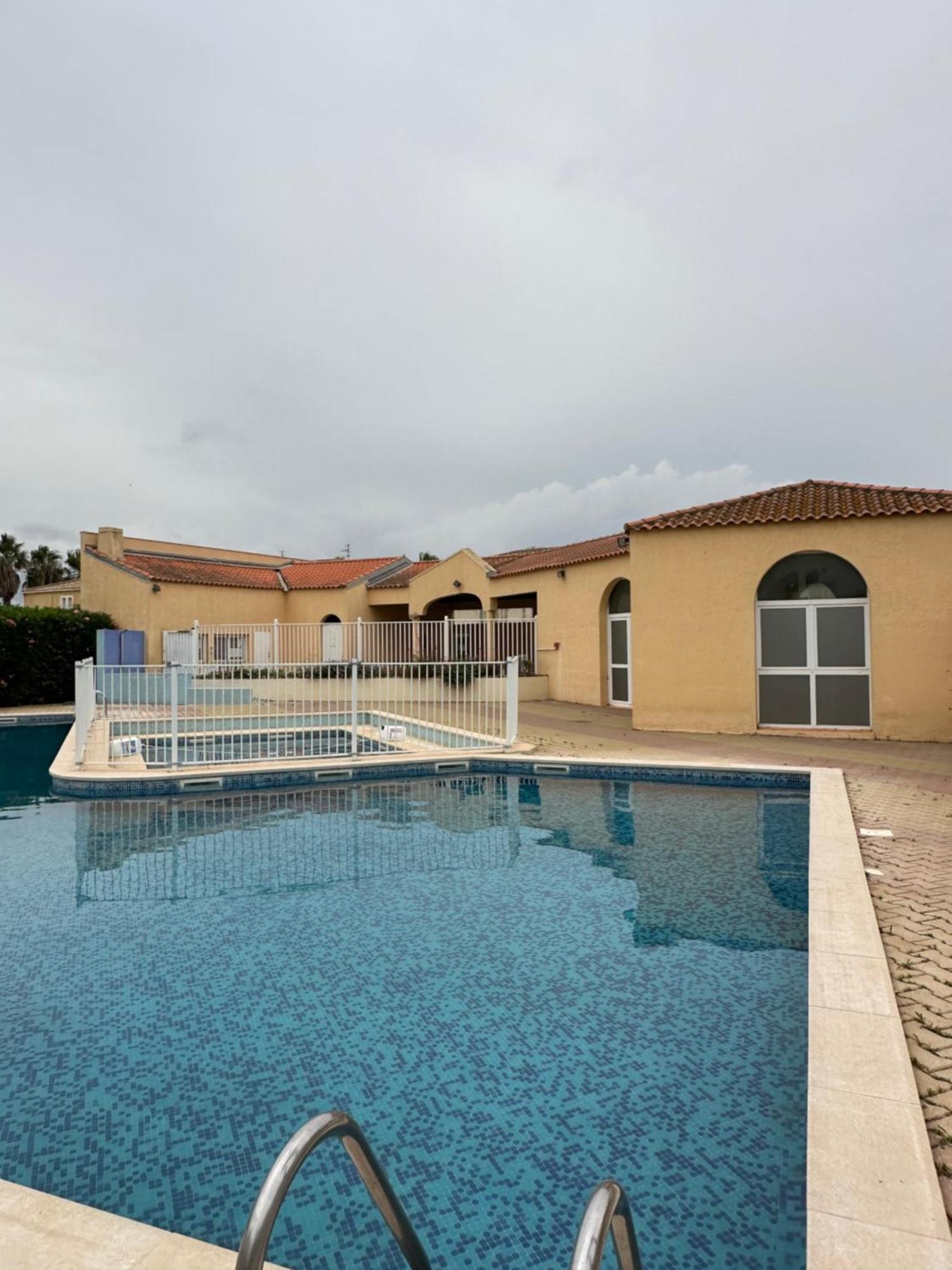 T2 Rdc A En Roussillon Europa 4 Pers ,piscine,clim, Tennis, Parking