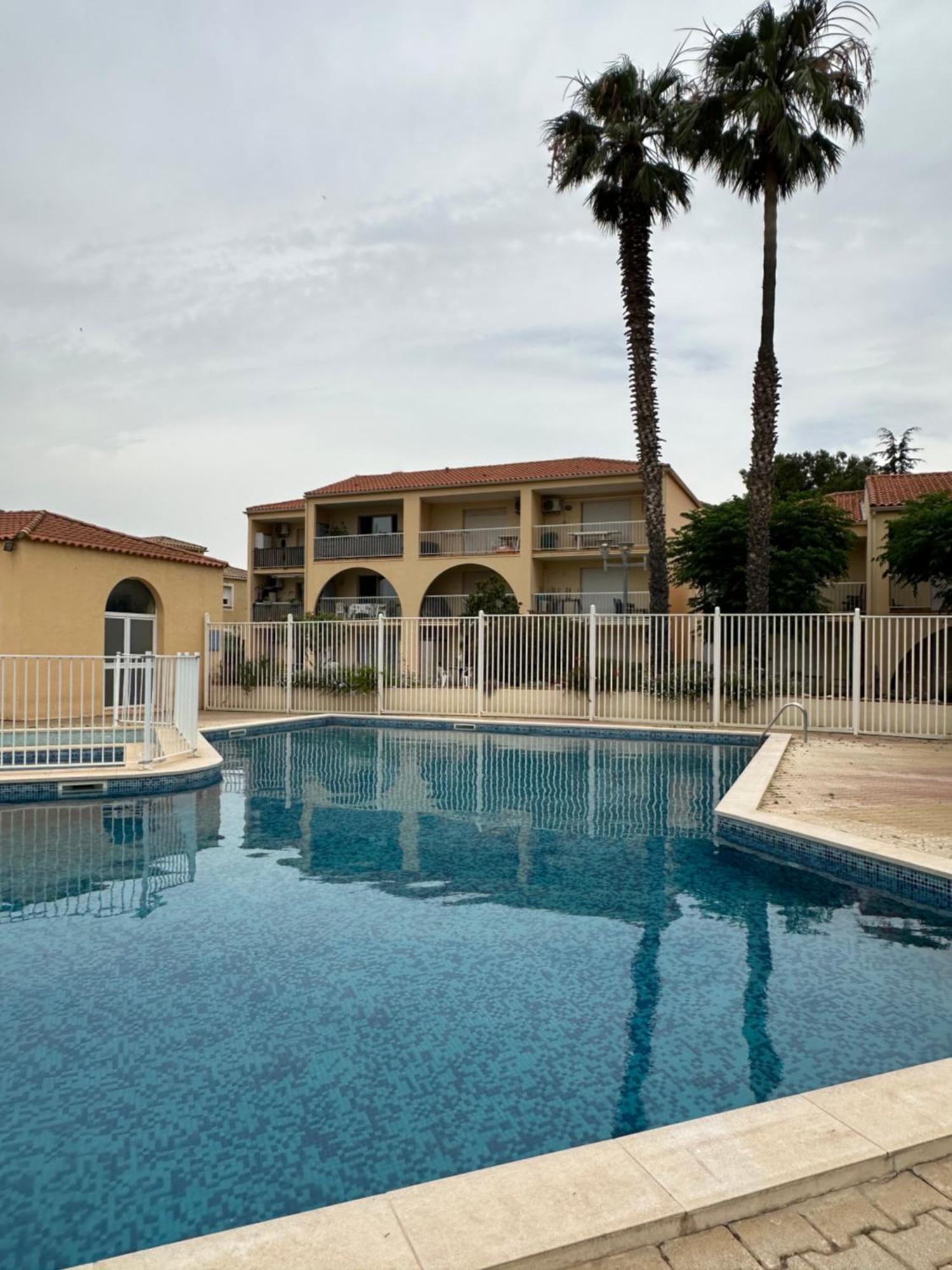 T2 Rdc A En Roussillon Europa 4 Pers ,piscine,clim, Tennis, Parking Apartment *
